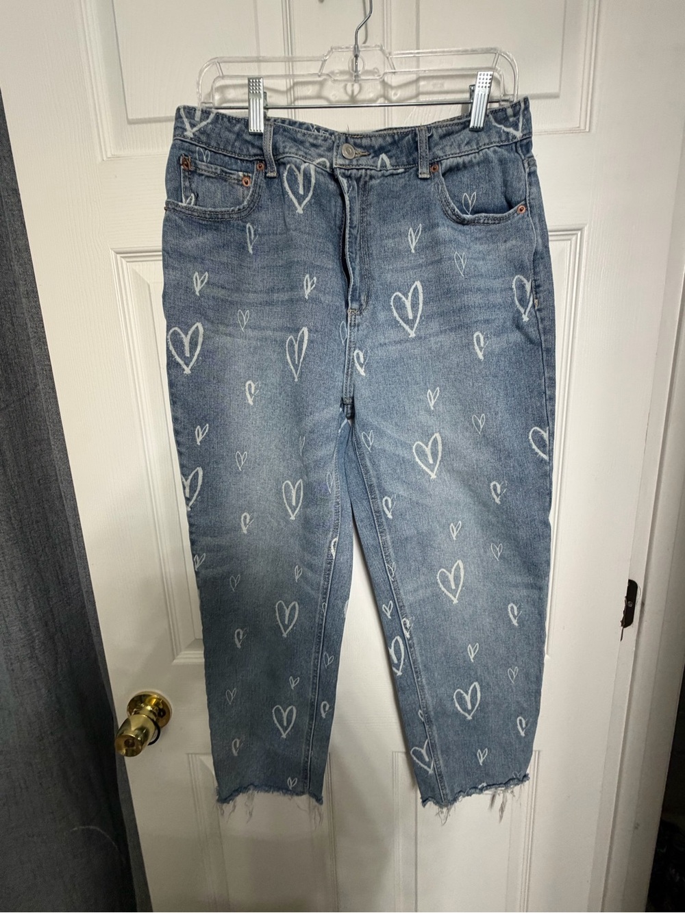 No Boundaries Light Blue Heart Print Cropped Jeans
